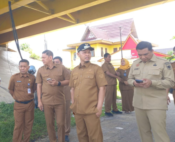 Kawasan Jembatan Siak I akan Dibenahi, Bangunan Liar Ditertibkan