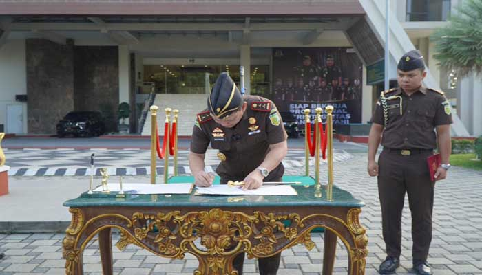 Kejati Riau Perkuat Komitmen Reformasi Birokrasi Melalui Pakta Integritas WBBM 2026