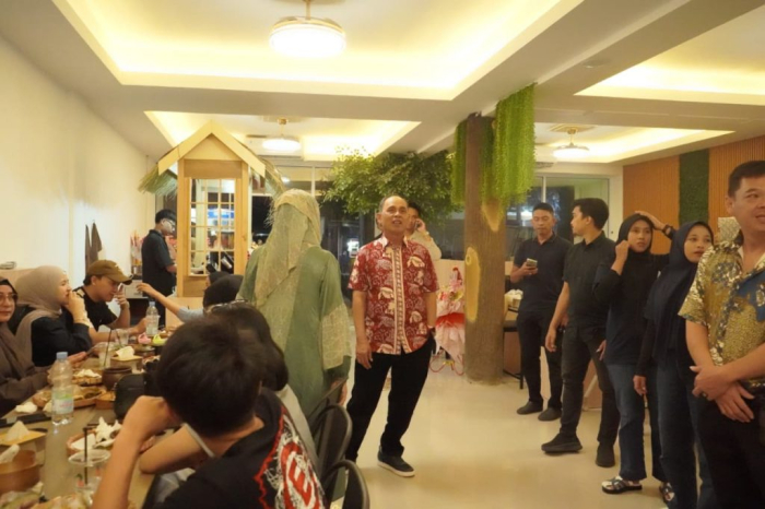 Pertama di Riau, Bupati Herman Resmikan Layar Digi Tembilahan
