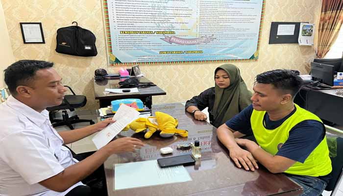 Petugas Lapas Pekanbaru Gagalkan Penyelundupan HP dan Handsfree oleh Pengunjung