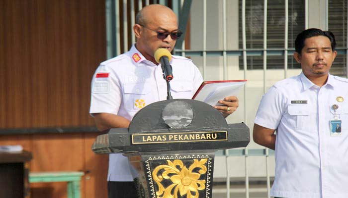 Peringatan Hari Lahir Pancasila di Lapas Kelas IIA Pekanbaru, Kalapas Ajak Pegawai Resapi Nilai Kebangsaan