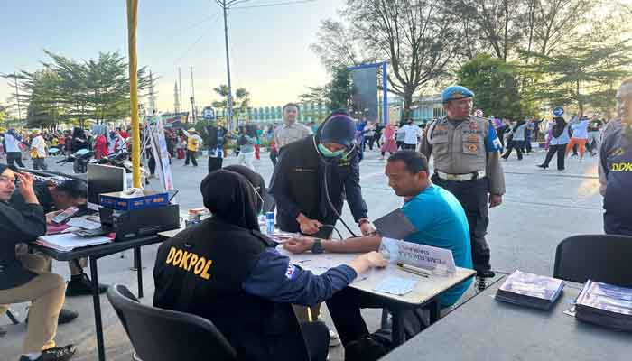 Polres Dumai Gelar Pelayanan Publik di Car Free Day Peringati Hari Bhayangkara ke-79