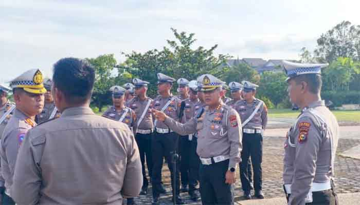 Festival Pacu Jalur: Truk Wajib Puasa Siang, Sopir Dipaksa Jadi Burung Hantu