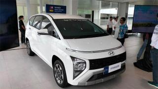 Hyundai Arista Panam Hadirkan Keunggulan Stargazer Mobil Berteknologi Tinggi ke Pelanggan